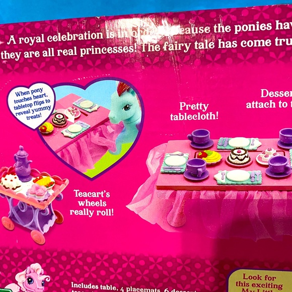 MY LITTLE PONY G3 NWT VTG 2005 CRYSTAL PRINCESS CRYSTAL RAINBOW DINING ROOM RARE - Picture 13 of 14